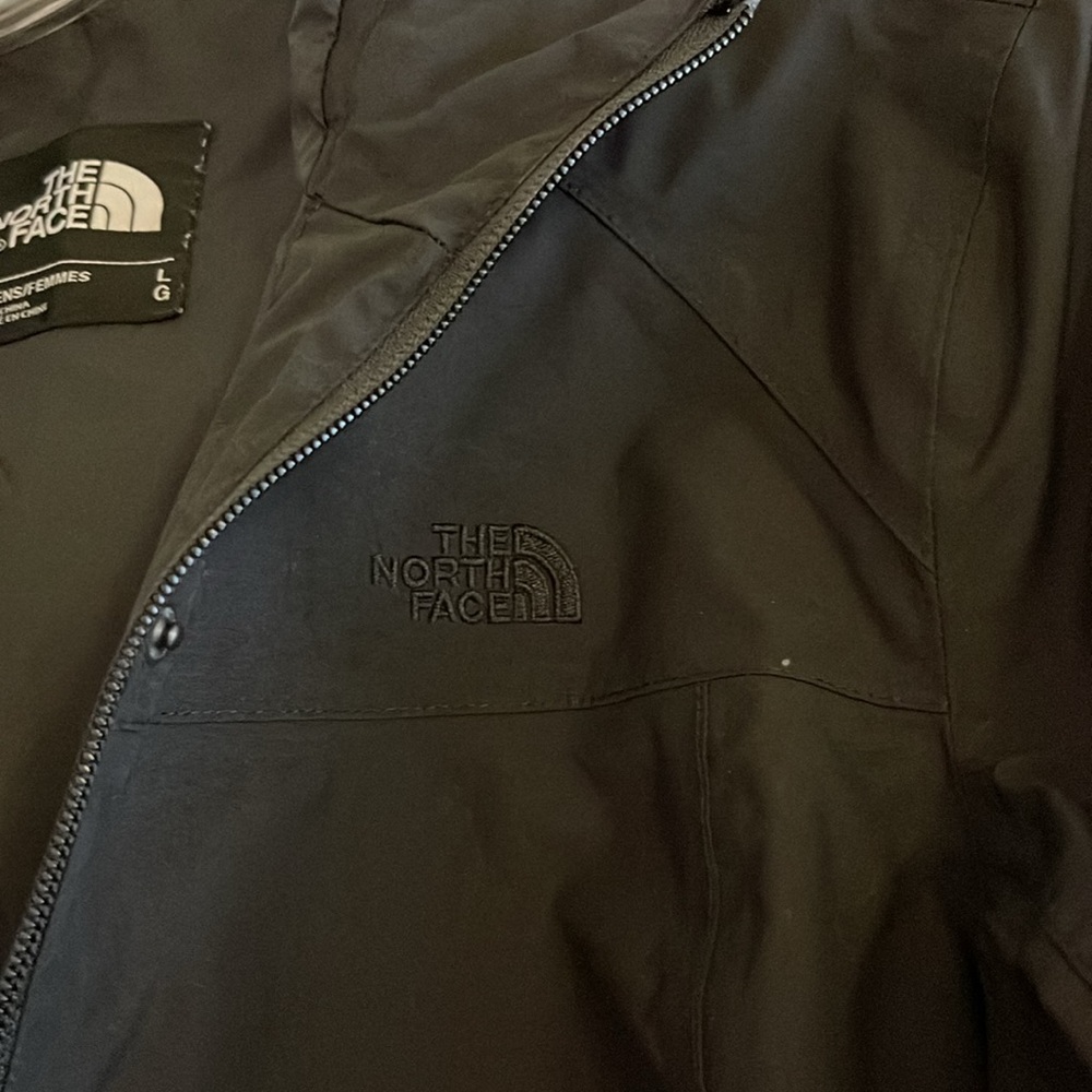North Face Rain Jacket Parka - Picture 3 of 7